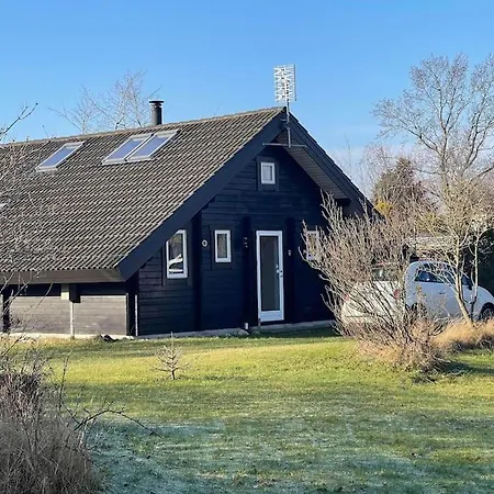 Hyggeligt Og Lyst Naer Stranden I Klint Holiday home