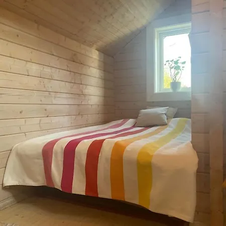 Hyggeligt Og Lyst Naer Stranden I Klint * Nykobing Sjaelland