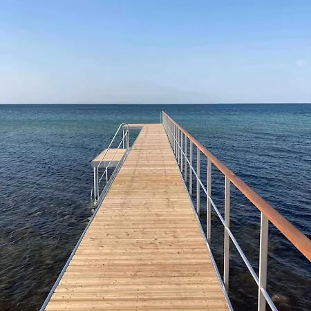 Feriehus Hyggeligt Og Lyst Naer Stranden I Klint